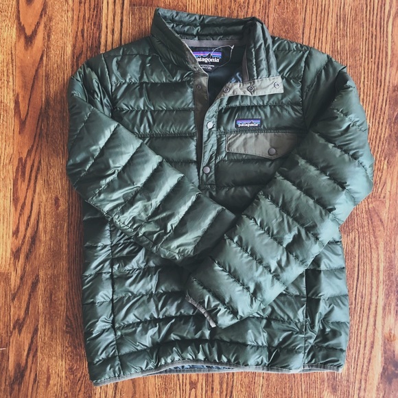 Patagonia Jackets & Blazers - Patagonia women’s size M down jacket